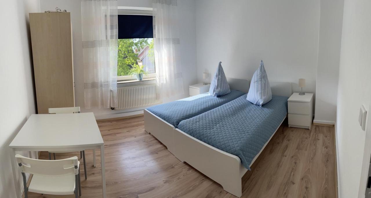 Privatzimmer Am Iltispark Duisburg Exteriör bild