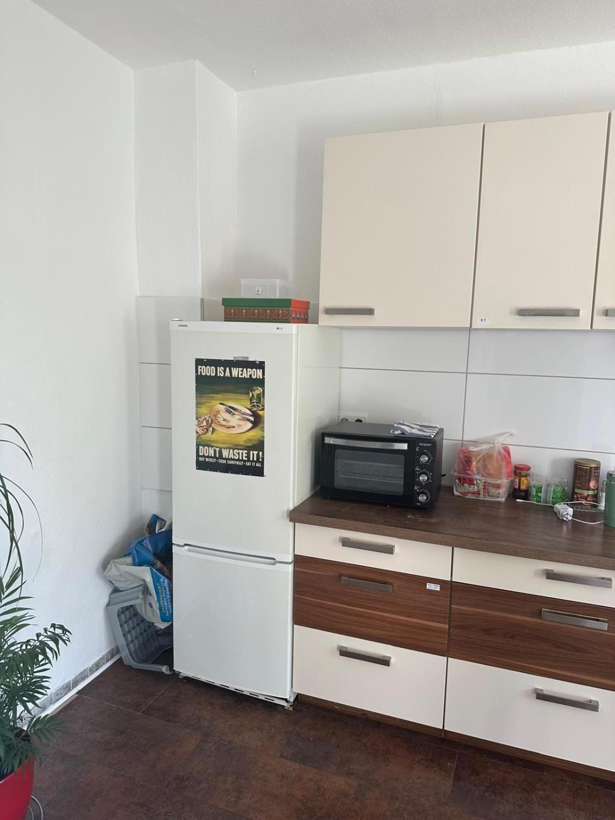 Privatzimmer Am Iltispark Duisburg Exteriör bild